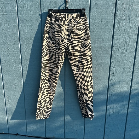 Pacsun black and white pattern mom jeans - Picture 5 of 7